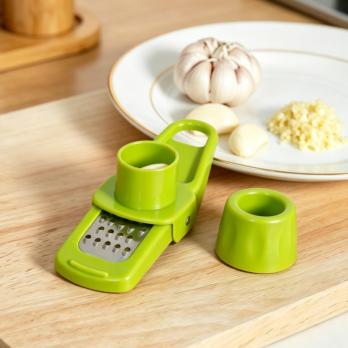 Garlic Grinder Mini Hand Grinder for Garlic Small Hand Press Specialty Tool Multi Functional Cutter Tools, Green